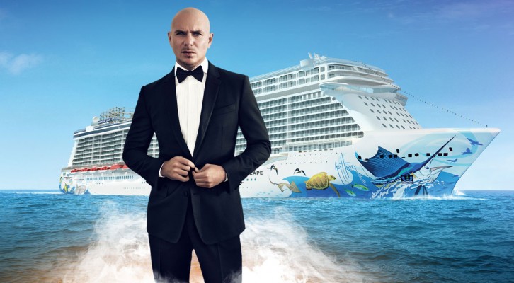 Pitbull blir Norwegian Escapes gudfar