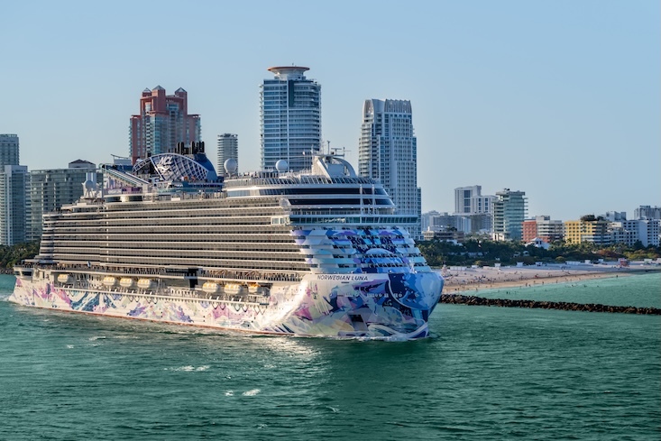 Norwegian Cruise Line®’s newest ship, Norwegian Luna™, makes her debut in Miami for her official christening and naming ceremony.