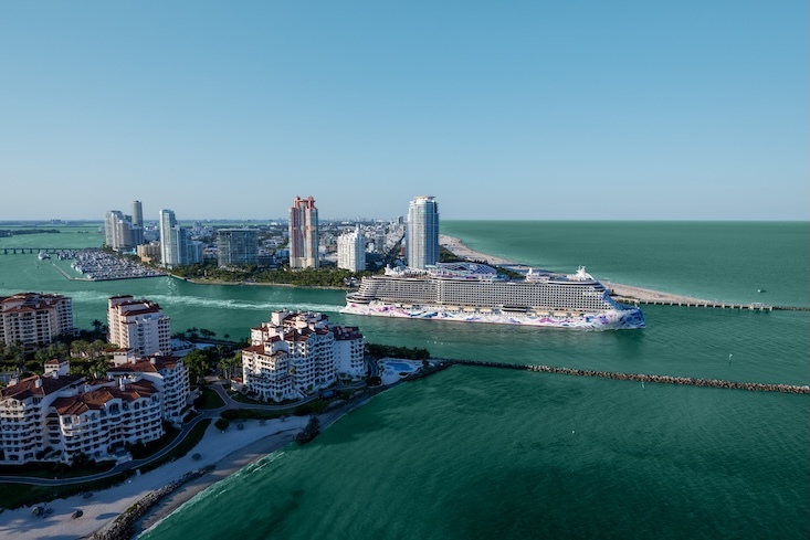 The all-new Norwegian Luna™ arrives at her new homeport of Miami, the 'Cruise Capital of the World,' and offers seven-day round-trip Caribbean cruises to the Company's resort-style destinations, Great Stirrup Cay in the Bahamas and Harvest Caye in Belize.